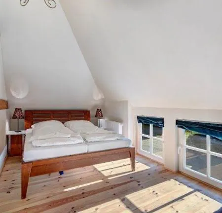 Katen Am Schwanenteich * Lassan